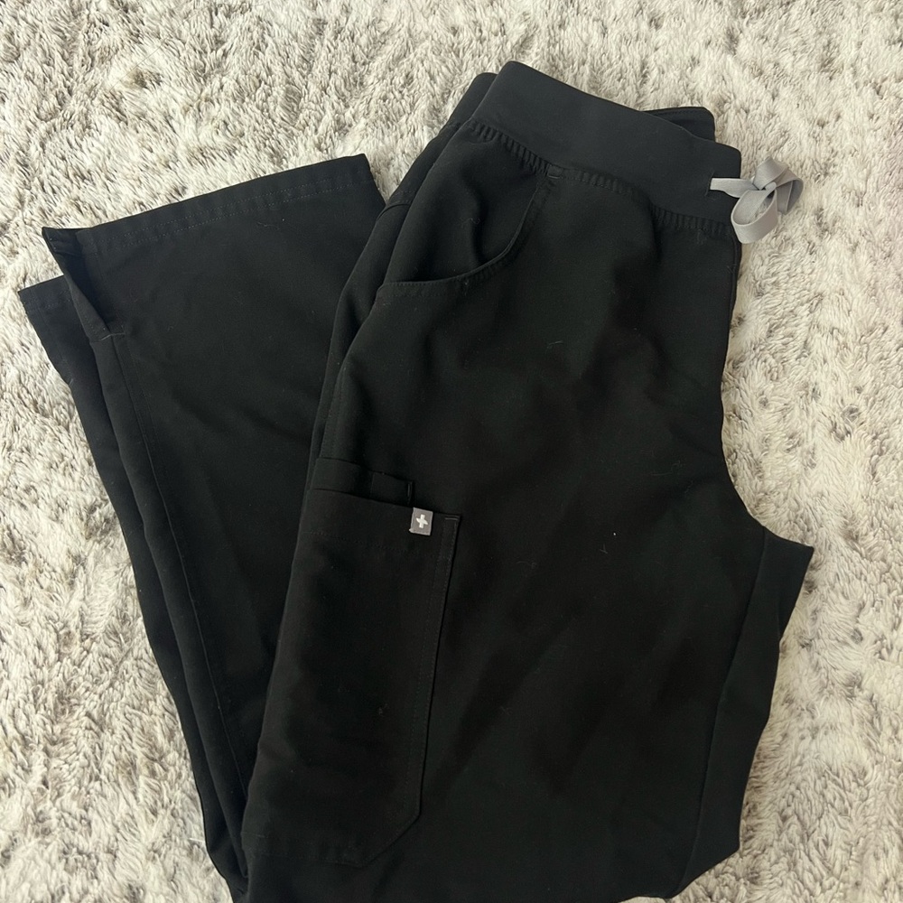 Women's FIGS SCRUB Black Pants